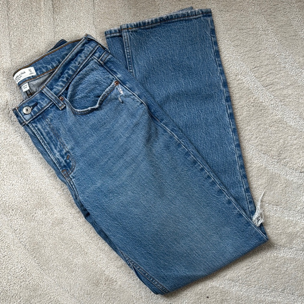 Abercrombie curve love 90s straight mid rise